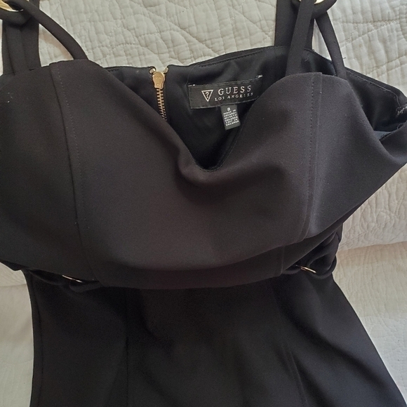 Guess - Picture 4 of 5